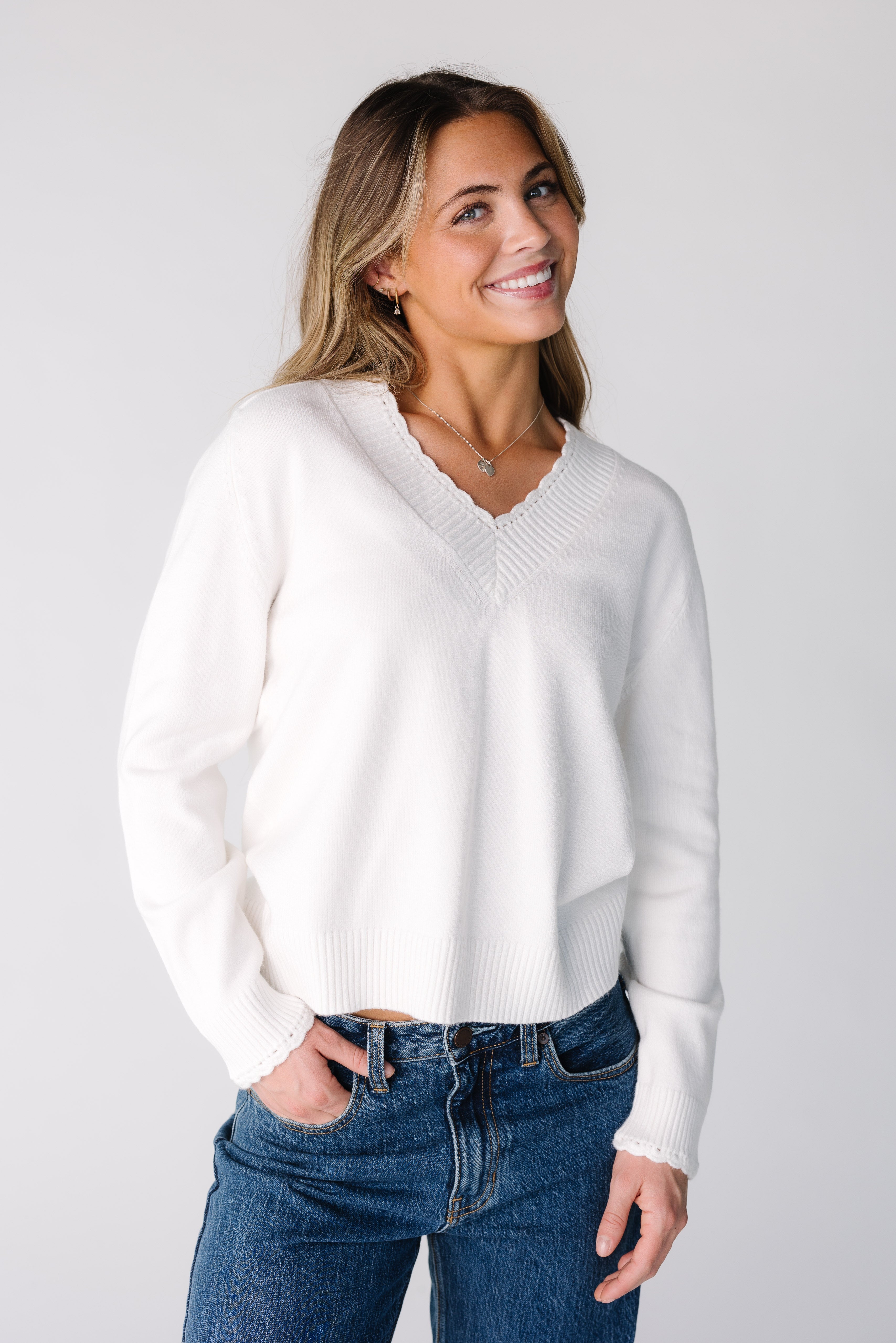 Scallop Edge V-Neck Sweater